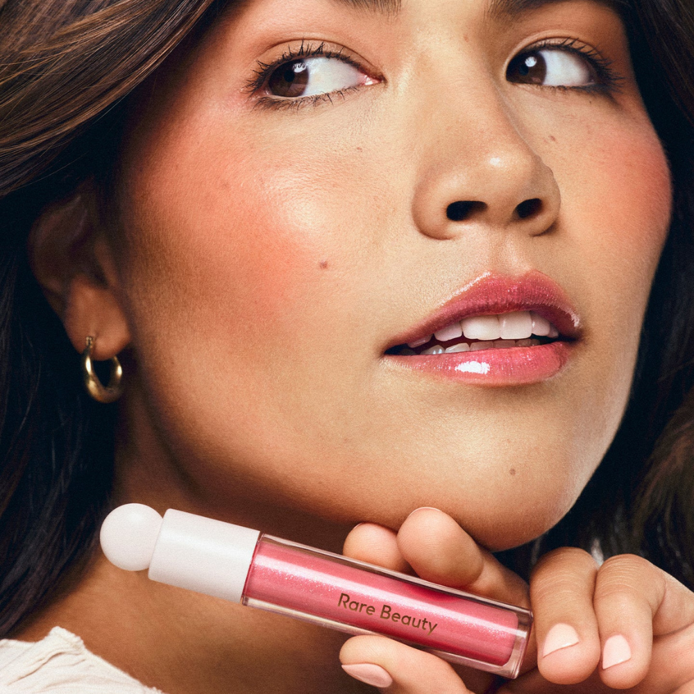 Rare Beauty - Positive Light Luminizing Lip Gloss Flicker