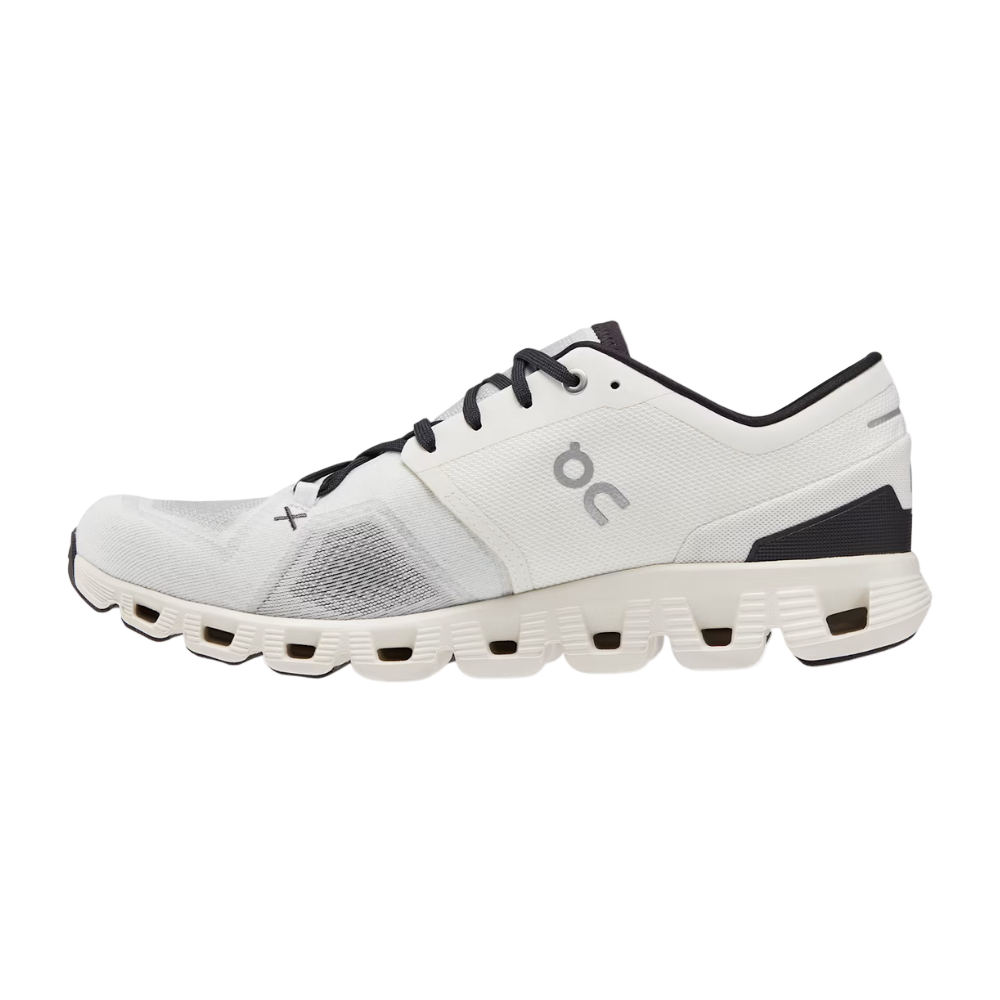 On Cloud X 3 - Ivory / Black