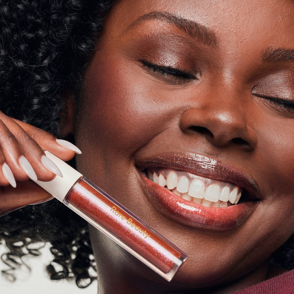 Rare Beauty - Positive Light Luminizing Lip Gloss Blaze