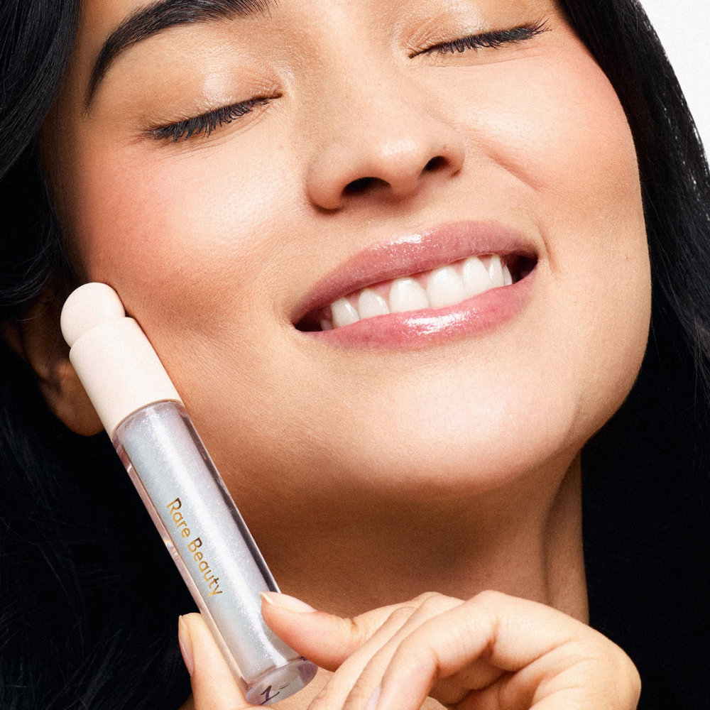 Rare Beauty - Positive Light Luminizing Lip Gloss Dazzle