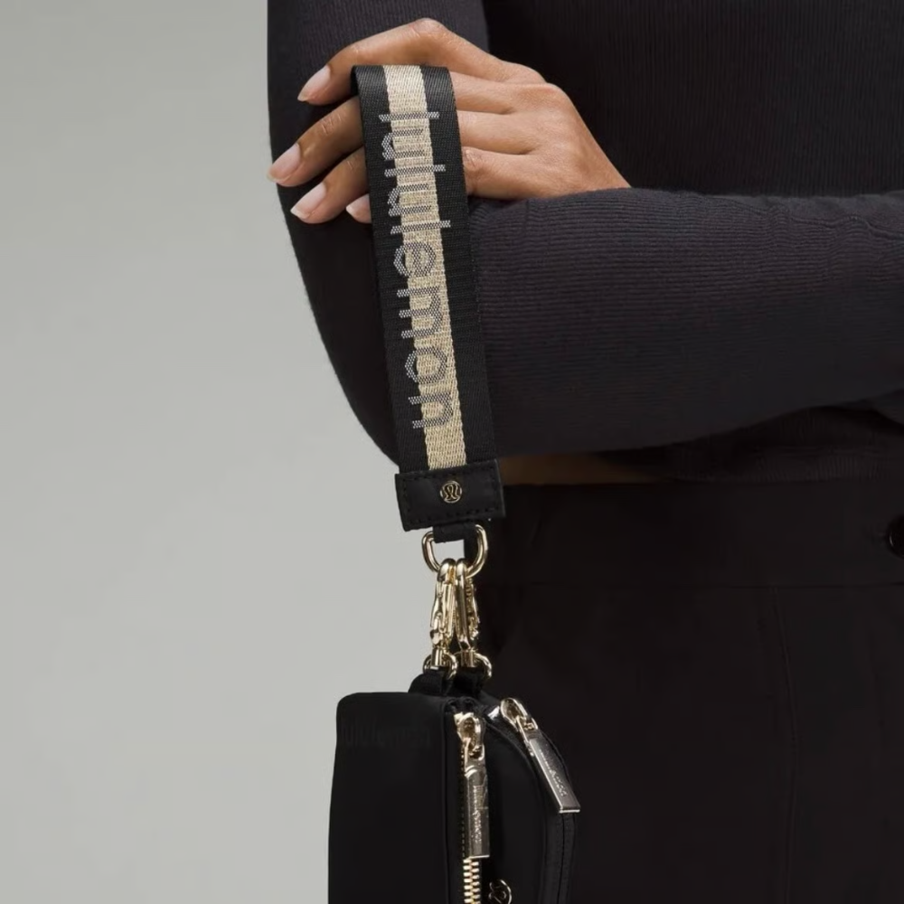 Lululemon - Dual Pouch Wristlet
