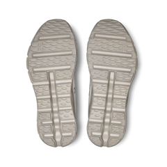 On Cloudtilt X Loewe Sand Edition vista trasera - talón premium Loewe logo Arena suela negra CloudTec